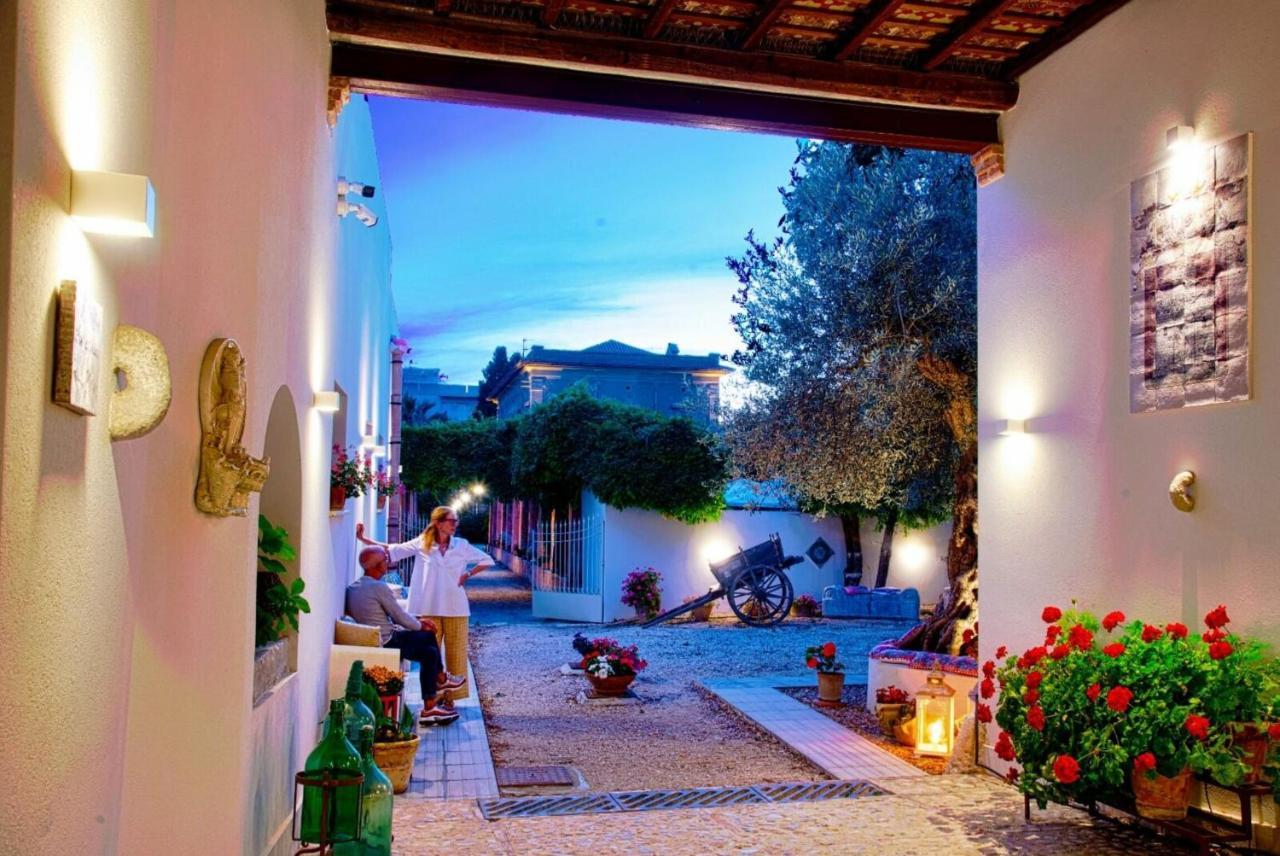 Villa Angelina - Charming Rooms & Apartments Trapani Exterior foto