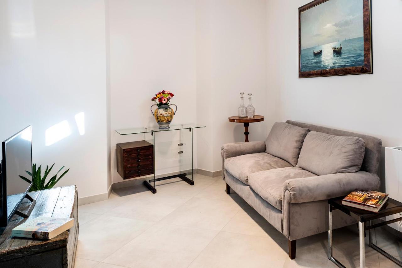 Villa Angelina - Charming Rooms & Apartments Trapani Exterior foto